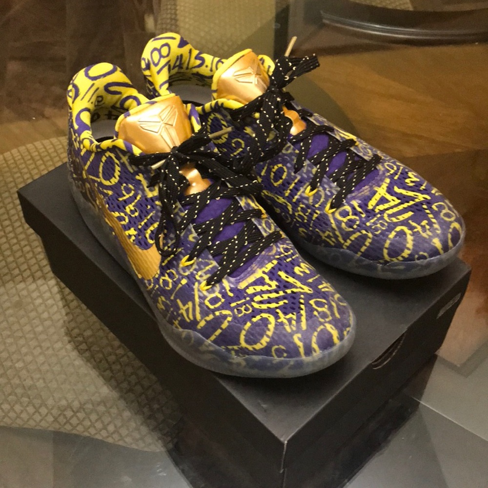 Men’s basketball shoes.